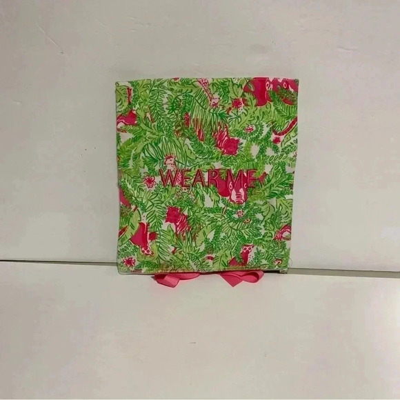 Lilly Pulitzer Other - Lilly Pulitzer Wash Me Wear Me Travel Laundry‎ Bag Backyard Safari Green Pink